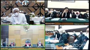 Sidang habib rizieq pertama kali digelar di pengadilan negeri jakarta timur (pn jaktim), selasa (16/3/2021). Mereka Walkout Protes Sidang Virtual Jerinx Dan Habib Rizieq