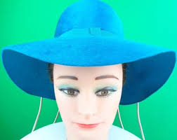 Vintage 60s 70s Women's Wide Brim Sun Hat, Spring Sun Hats, Summer Hats,  Velvet Trims, Fine Braid Raffia, Chin Strap, Gift Ideas