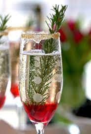 Celebrate christmas and new year's eve with our seasonal drinks. Perfect Holiday Signature Drink The Blackberry Ombre Sparkler