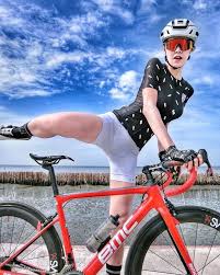 chicas en bicicleta おしゃれまとめの人気アイデア pinterest maria a fernandez jacob 女性サイクリスト サイクリスト 自転車ガール