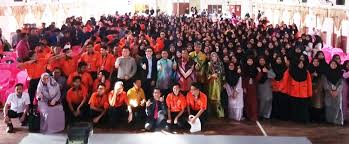 You can download in.ai,.eps,.cdr,.svg,.png formats. Huawei Malaysia And Mcmc Introduce Cashless Technology Service To Kolej Vokasional Gombak Technave