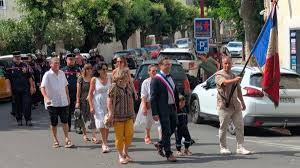 Photo Des décorations à la cérémonie du 14-Juillet - midilibre.fr