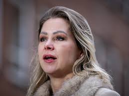 D66 en CDA doen openingsbod in formatie: mes in hypotheekrenteaftrek,  rekeningrijden en meer aso-azc's