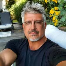 Merry Christmas! I hope you spend time with people who love you