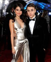 Selena gomez,selena gomez pics,selena gomez songs. Selena Gomez Justin Bieber Sorry Remix Lose You
