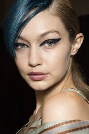 See The Best Makeup Looks From Fashion Month So Far Makeup Looks Beauty Beautiful Makeup
