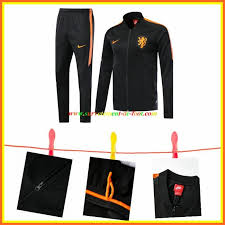 Après les succès des fanzone durant le mondial, le groupe facebook french afterwork amsterdam propose de se retrouver à nouveau à amsterdam pour suivre cette rencontre ensemble. Nouveau Survetement De Foot Pays Bas Noir Ensemble 2017 2018 Vintage Pajama Pants Pants Fashion