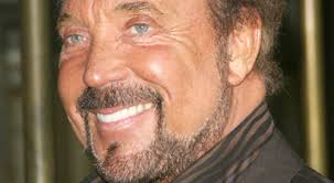 The history of tom jones, a foundling, is a comic novel by henry fielding. Tom Jones Neues Album Hat Den Segen Seiner Frau Tikonline De