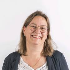 BACHELOR BEDRIJFSMANAGEMENT MKB (Technische Bedrijfskunde) Afgelopen week  heb ik met succes mijn afstudeeronderzoek voor Hoefnagels Fire Safety  verdedigd. Hiermee ben ik geslaagd voor de opleiding…