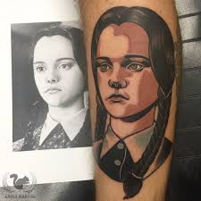chrismfmartini:color-movie-characters-movie-portrait-wednesday-addams-addams-family