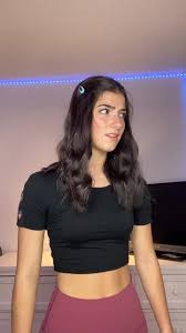 Charli D Amelio Charlidamelio On Tiktok Intheparty Flomilli Partner In 2020 Dance Choreography Videos Dance Videos Choreography Videos