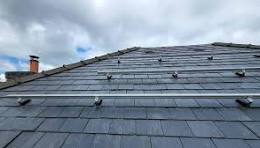 How are Solar Panels installed onto Slate Roofs? | Deege Solar