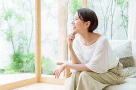 幸福学研究者が説く、脳の“勘違い”から幸せな感情を引き出す習慣 | @Living アットリビング