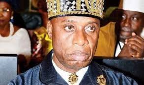 Deji adeyanju, a popular activist, said kyari should be arrested and handed over to the united states federal bureau of investigations, fbi, over his links to alleged internet fraudster, ramon abbas popularly known as hushuppi. Abba Kyari Orders Dss To Walk Amaechi Out Of Office 247ureports Com