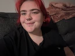 Is Coach Day gonna get the other one pierced if Ohio State wins another  title?? 👀😂