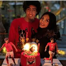 لا توجد آراء حول alahly sc eg. Al Ahly Love Ù…Ø­Ù…Ø¯ Ù‡Ø§Ù†ÙŠ Ùˆ Ø§Ø®ØªÙ‡ Ù…Ù† Ø¹ÙŠØ¯ Ù…ÙŠÙ„Ø§Ø¯Ù‡ Facebook