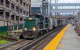 New York & Atlantic meets challenges to coexist with nation's busiest  commuter line