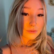 Devon Gaines's Instagram, Twitter & Facebook