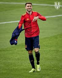 165,912 likes · 356 talking about this. B R Football On Twitter Aymeric Laporte Is Available To Play For Spain With Immediate Effect After Fifa Approved His Switch In Allegiance From France The Defender Has Spanish Citizenship And Has
