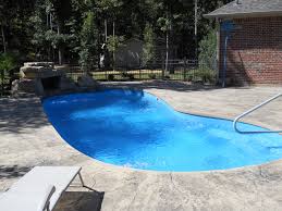 Royal Fiberglass Pool Ruston Louisiana Saltwater Rico Rock By Dolphin Pools Pool Houses Spa Pool Dolphin Pools
