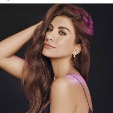 Estela Agudelo's Instagram, Twitter & Facebook