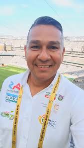 A esta hora el profesor Henry Rubiano Danza presenta su libro Periodismo  digital en los medios regionales: subuso tecnológico y notario de redes,  durante La Filvorágine