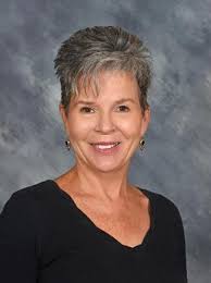 Real Estate Agents in 28432