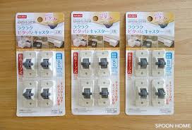 100均ダイソーの粘着テープ式キャスター 収納アイデアやボックスでの活用法 ブログ 欲しいもの in 2019 収納 ダイソー 100均 ダイソー