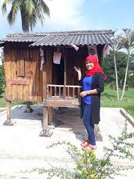 Selain menjadi pusat pelancongan berasas pertanian. Azieha Azhar On Twitter Sempat Bergambar Dgn Replika Rumah Peneroka Asal Di Pusat Penyelidikan Pertanian Tun Razak Ppptr