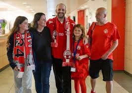 Yair Horn is reunited with his family after 498 days. Welcome home, Yair.