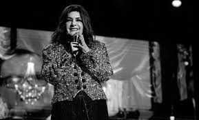 Ecuador llora a Paulina Tamayo: la voz inmortal que marcó generaciones y  silenció su canto a los 60 años