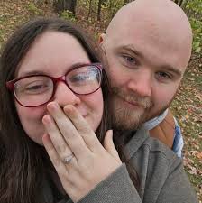 TIME OUT CHAIR...love this! See more:  https://1millionideas.com/17-easy-home-decor-ideas-using-old-chairs?utm_source=THUY&utm_medium=1millionideas&utm_campaign=Marry+Dell&utm_content=craft&utm_term=7-2022