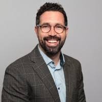 Gail Lapp's Instagram, Twitter & Facebook