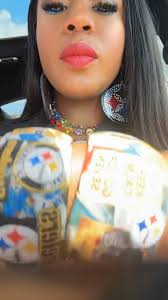 Getting game-day ready 💛🖤 Gotta add a little shine with my Steelers fit!  I always get asked where I find my accessories — feel free to message me if  you’re curious 😉 #HereWeGo