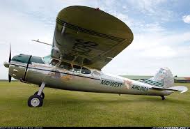 Photos Cessna 195b Aircraft Pictures Airliners Net Cessna Aircraft Vintage Aircraft