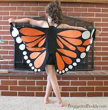 Cut out a yard of cotton cloth to make a superhero cape for your little one and watch them fight crime while trick or treating. Diy Felt Monarch Butterfly Wings Tutorial Buggy And Buddy