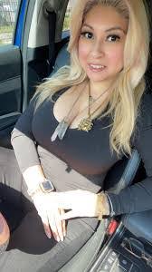 Vanessa Botello's Instagram, Twitter & Facebook