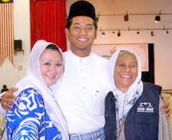 A minister admired by many. The Truth About Khairy Jamaluddin Iedashi S Weblog