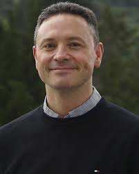 Frontiers in stimuli-responsive nanoplatforms: pioneering drug delivery in  nanobiotechnology