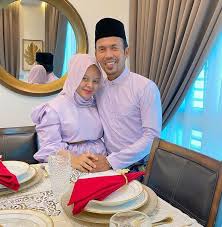Berita sedih itu dikongsikan sendiri sarah menerusi hantaran di instagram miliknya sebentar tadi. Ptb Cspk33emrm