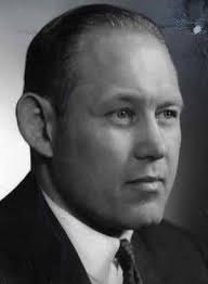 Robert Lincoln McNeil Jr., chemist and arts patron, dies at 94