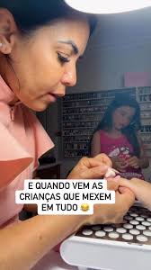 E quando vem as crianças que mexem em tudo kkkkkk