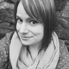 Amanda Rioux's Instagram, Twitter & Facebook