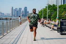 Martinus Evans, of Slow AF Run Club, Wants to Make Running Everyone's Sport  - The New York Times