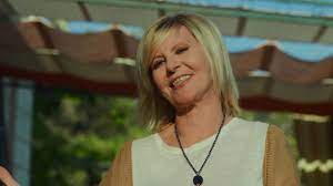 Tout est bien architecturé depuis l'ébauche, la réalisation et enfin l'envoi. C Est Quoi Cette Mamie Film 2019 Allocine