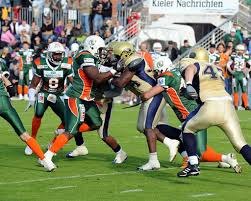 Appeared in all 11 games as a reserve offensive lineman and a member of florida's field goal unit on special teams… Eine Harte Nuss Geknackt Canes Gewinnen Erstes Rematch Kiel Baltic Hurricanes