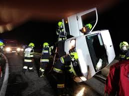 Check spelling or type a new query. Umgekippter Kleinlastwagen Feuerwehr Lafnitz War Mit 21 Mann Im Einsatz Hartberg Furstenfeld