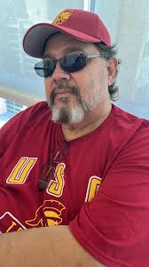 It's great to see Brian back!!! I'm sorry to hear that he had surgery but  hoping he heals quickly 🙏😊