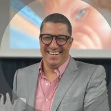 🚨🚨"Kevin Hart fechou todos os seus restaurantes após saber da prisão de  Diddy. Você acha que ele está envolvido?"