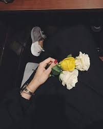 Pin By Aliah On Hijab Arabstyle Stylish Girl Photo Poses Picture Poses